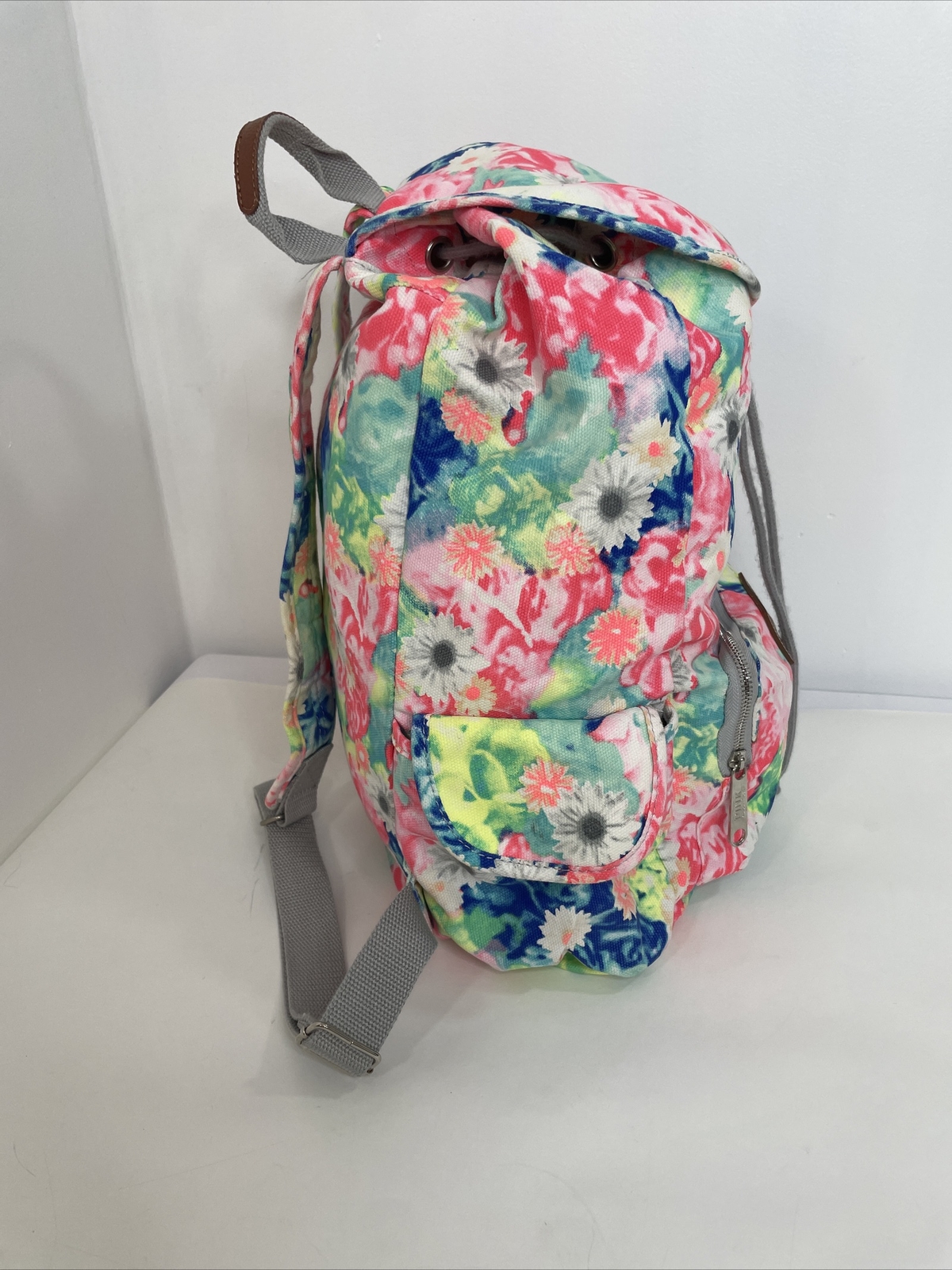 PINK Victoria’s Secret Backpack Floral Buckle Drawstr… Gem