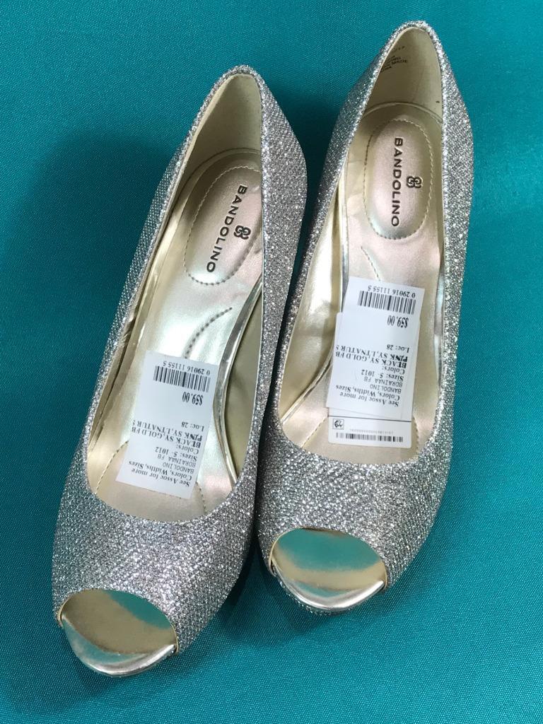 Ladies NEW Silver Sparkle Peep Toe High Heels ~ Size 6 ~ Bandolino