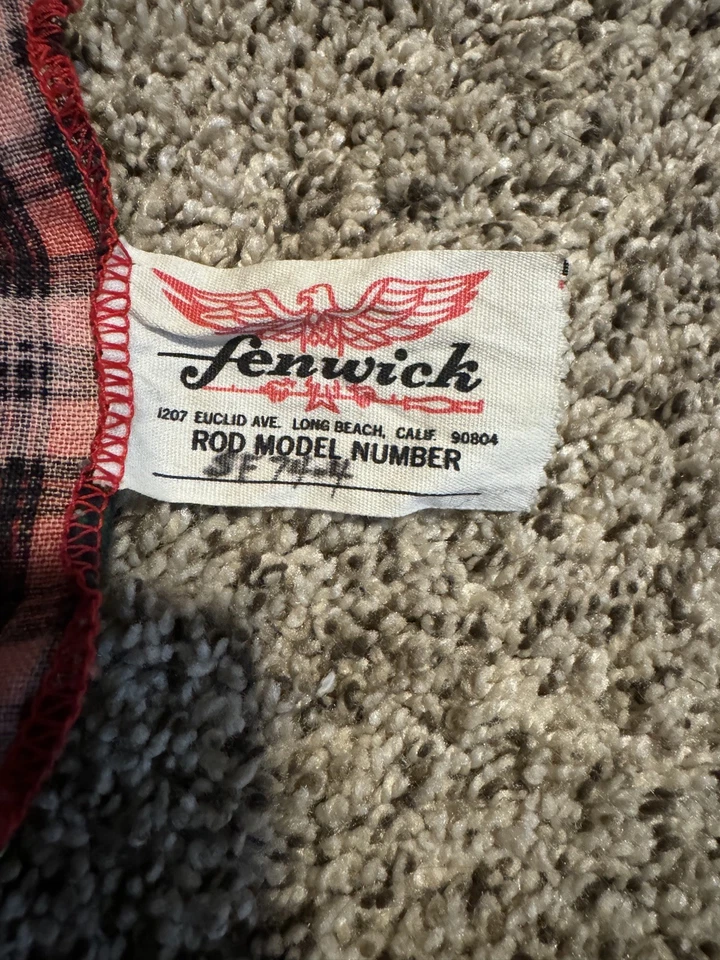 Vintage Fenwick Ferralite Fiberglass Fly Fishing Rod 7' with original  rod sock - Image 4 of 4