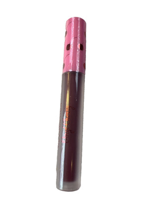 Makeup Revolution Beauty VINYL CHERRY Liquid Lipstick BLACK FOREST Sealed