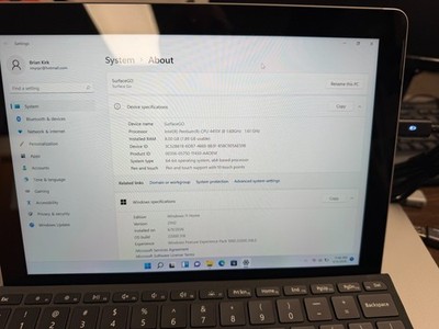 Microsoft Surface Go 1824 4415Y 8GB 128GB 10 Inches Tablet- w/keyboard LOOK!