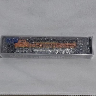 Kato N Scale EMD SD70MAC BNSF #9736 Heritage III Swoosh 176-6320 DCC