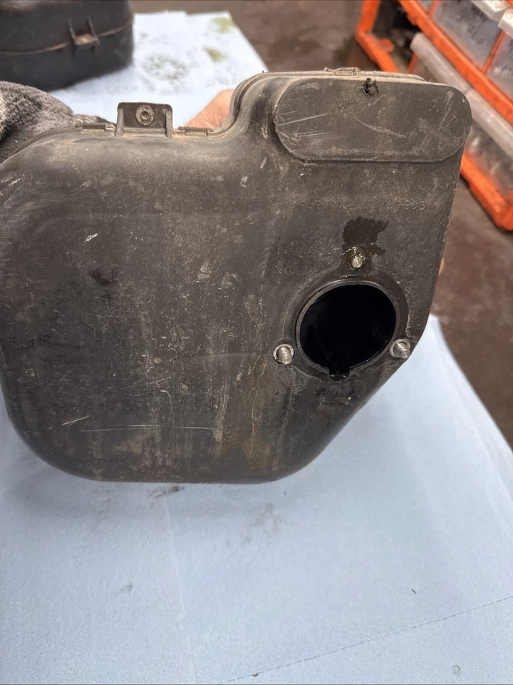 1973 - 1975 Arctic Cat Panther 340 399 440 Snowmobile Whisp-purr Air Box 11 Foto 2 de 3