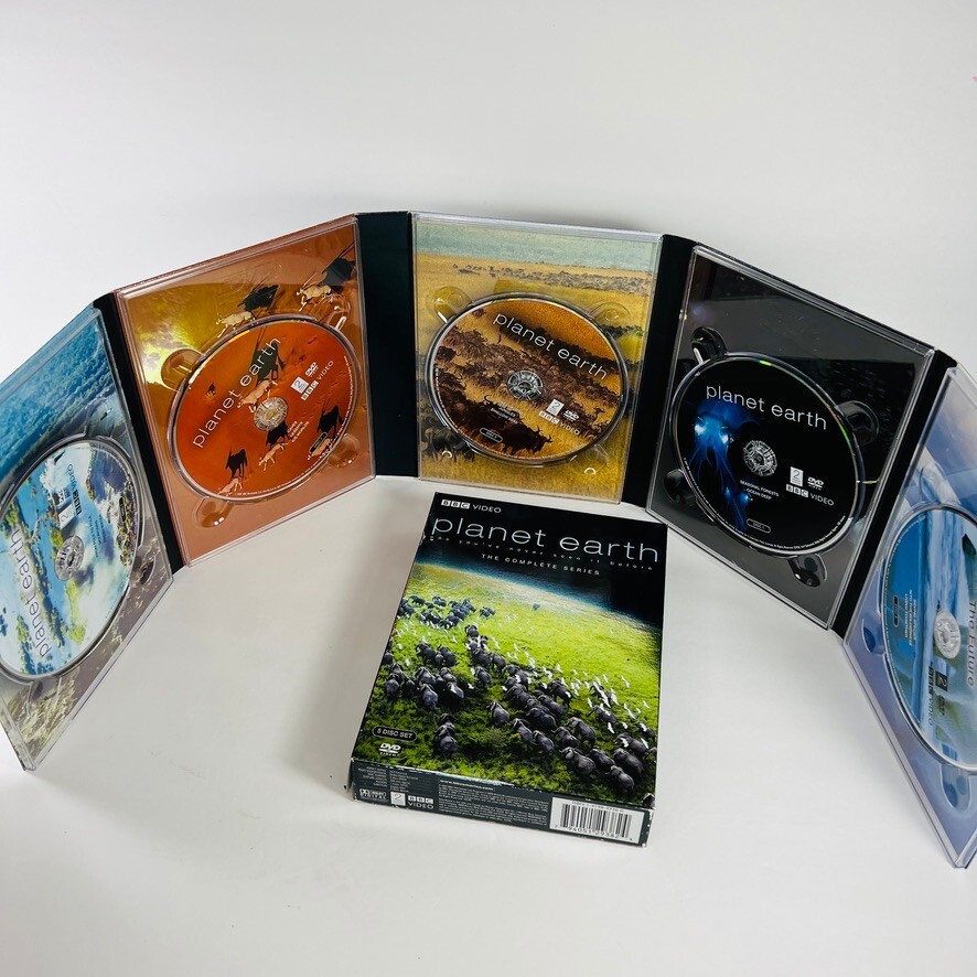 Planet Earth The Complete Series BBC 5 Disk Set David Attenborough