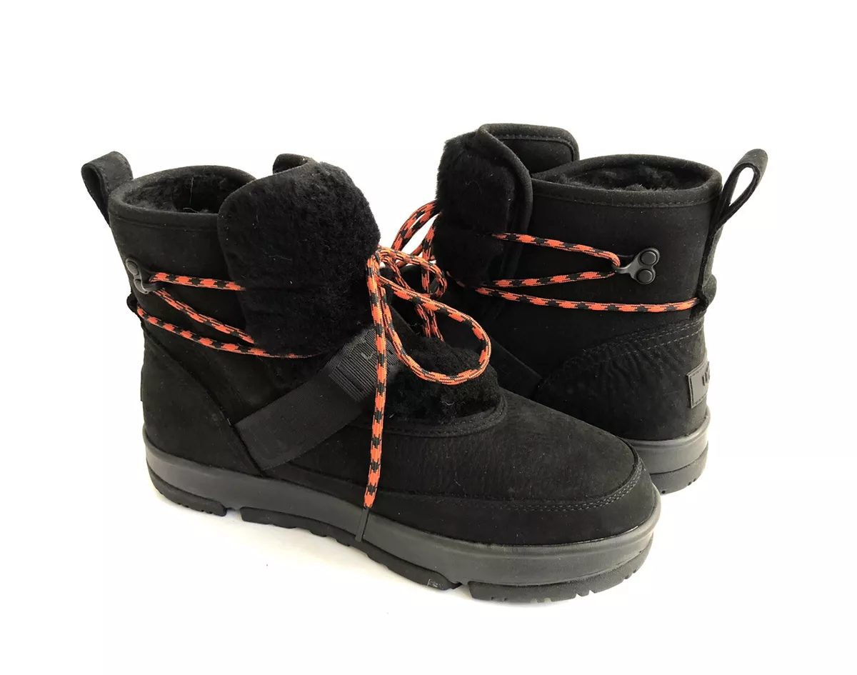 Short lace clearance up uggs