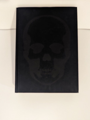Skull Style: Skulls in Contemporary Art and Design - hardcover AD