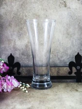 Flared Pilsner Glass 11.5 Ounce Ale Pub Beer Weighted Bottom Safe Edge 7.25 Inch