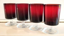 4 LUMINARC RUBY RED JUICE GOBLETS RED BOWL CLEAR DISK BASE 4.5 INCH HOLDS 4 OZS