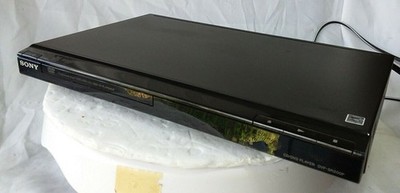 Sony DVP-SR200P DVD CD Player Progressive Scan Multi-Format Playback Black Teste