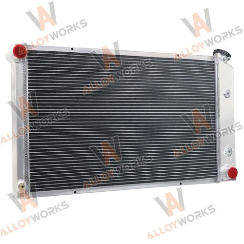 Radiador de 4 núcleos apto para Pontiac Firebird Trans Am Esprit/Fórmula V8 3,8 L 5,7 L 70-81 - Imagen 7 de 8