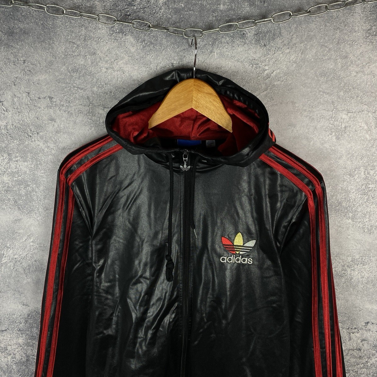 adidas ジャージパンツ CHILE62 トラックジャケット adidas CHILE62 アディダス ヨーロッパ限定 トレフォイルロゴ