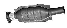 Catalytic Converter Fits 1999 2000 2001 2002 Volkswagen Cabrio - Image 2 of 2