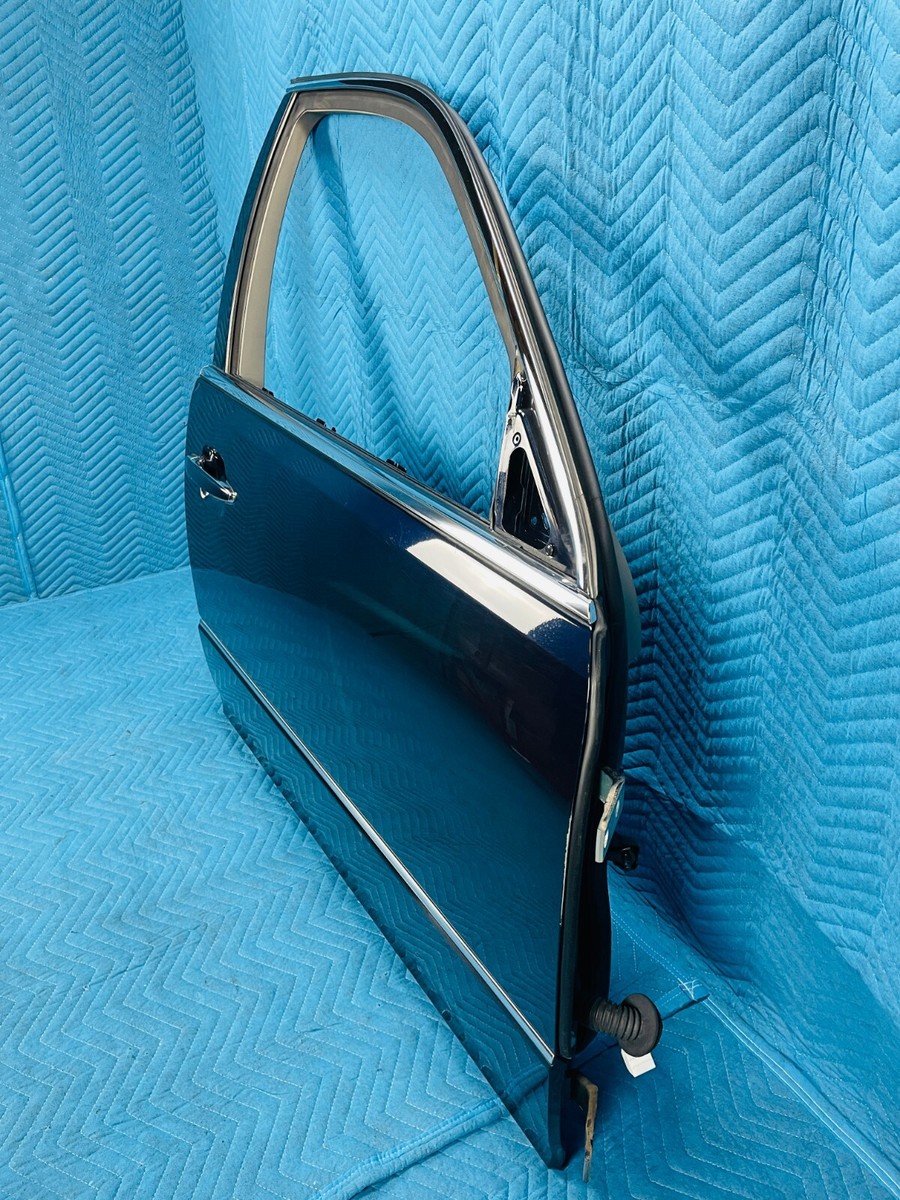 Lexus LS430 Front Passenger Door w/Moldings Dark Blue:8P8 2001