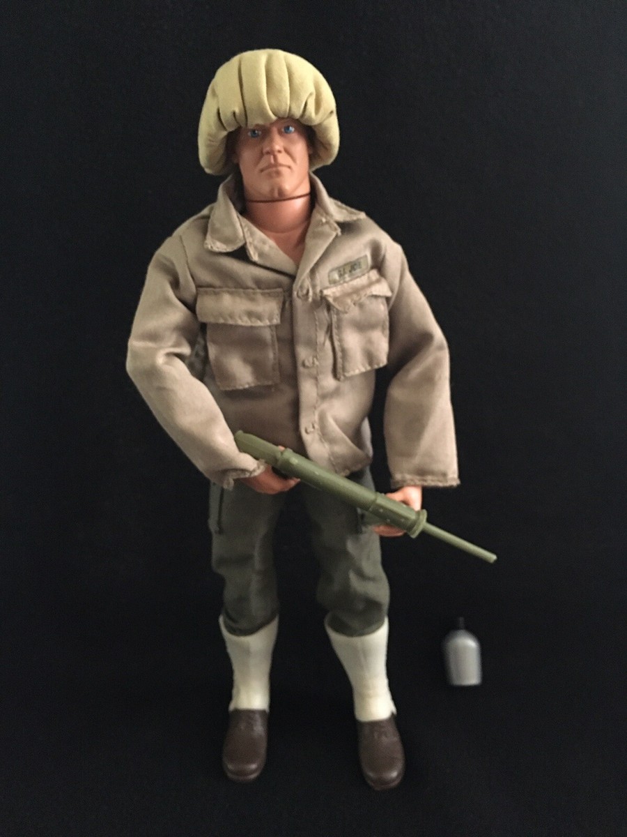 WWII USMC PACIFIC GI JOE by Hasbro 12” inch 1:6 scale Action