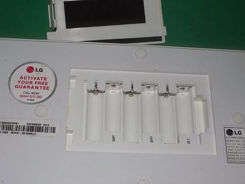 LG Docking Speaker ND4520 Untested Sold as parts - Afbeelding 9 van 9