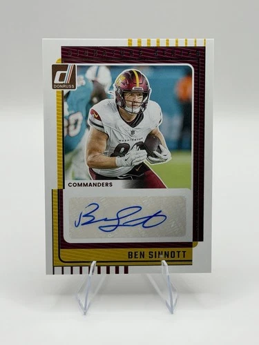 2025 Panini Ben Sinnott Base (Raw)