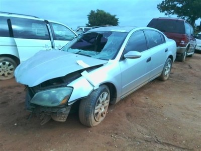 Automatic Transmission 2.5L 4 Cylinder Fits 05-06 ALTIMA 133356