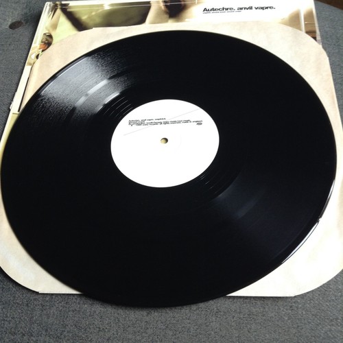 Autechre - Anvil Vapre 12" (Electronic/Ambient/Techno/IDM) WARP RECORDS 1995 - Bild 4 von 4