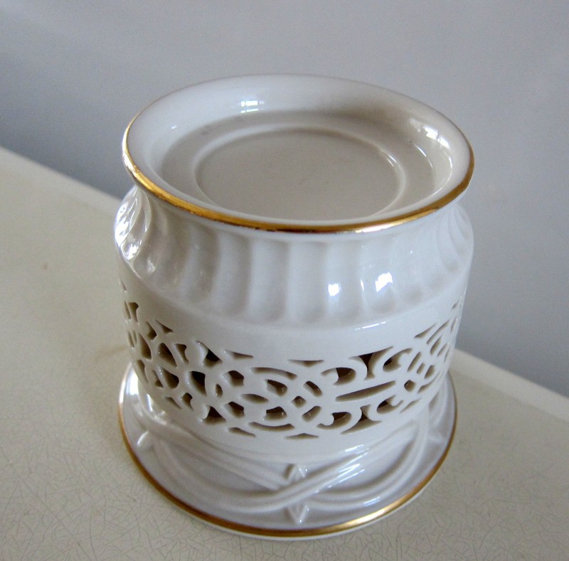 Lenox Illuminations Collection Reticulated Votive Candle Holder W/ Gold Trim