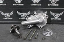 2002 YAMAHA 99-22 YZ250 YZ250X OEM ENGINE WATER PUMP W HOUSING 5CU-12459-00-00