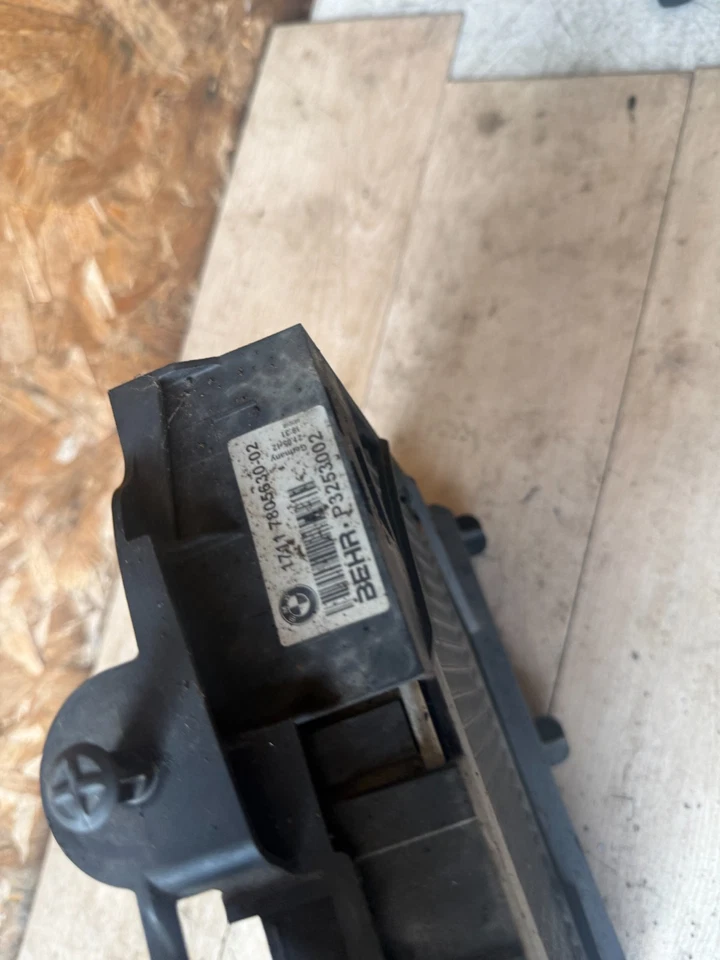 REFRIGERADOR RADIADOR AUXILIAR CONDUCTOR IZQUIERDO BMW 640I 535 OEM 11-16 Foto 4 de 4