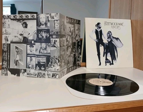 Fleetwood Mac Rumors Vinyl LP Record 1977 With Insert Booklet Vintage