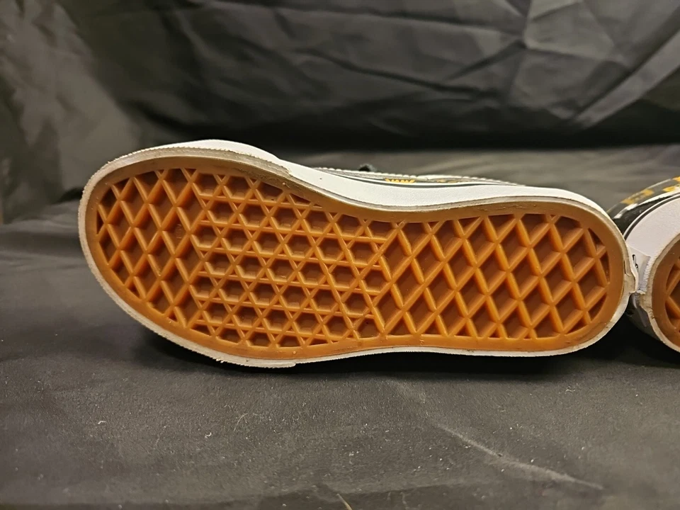 Zapatos VANS Niños Talla 11.5 Fuera de la Pared Negros Gatos Perros Gancho y Lazo  Foto 3 de 4