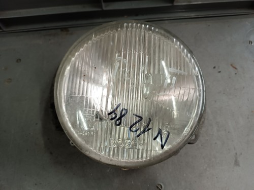 VW Polo 2 II 86C 81-90 H4 vorne Frontscheinwerfer Bosch 1305602066