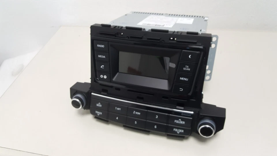 Autoradio Hyundai Tucson 2015 2020 Radio RDS MP3 Bluetooth codice - 96170D70104X - Immagine 2 di 4