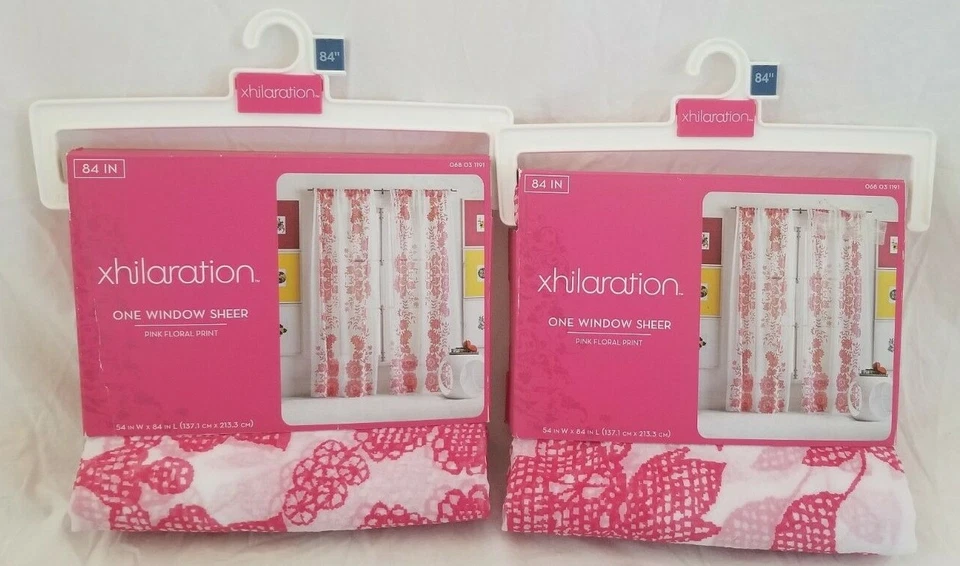 Paneles transparentes de ventana con estampado floral rosa Xhilaration 2 piezas (1 par) 108" x 84" nuevos en paquete Foto 2 de 4