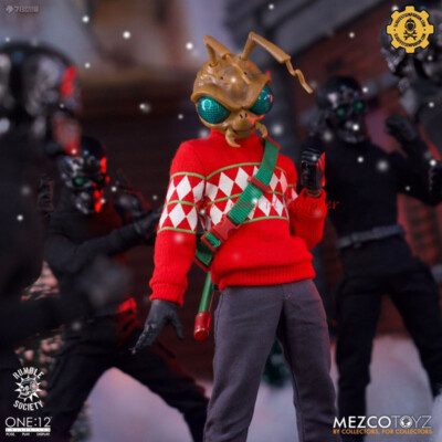 Perfect Mezco Toyz 1/12 Collective Holiday Gomez Action Figure In