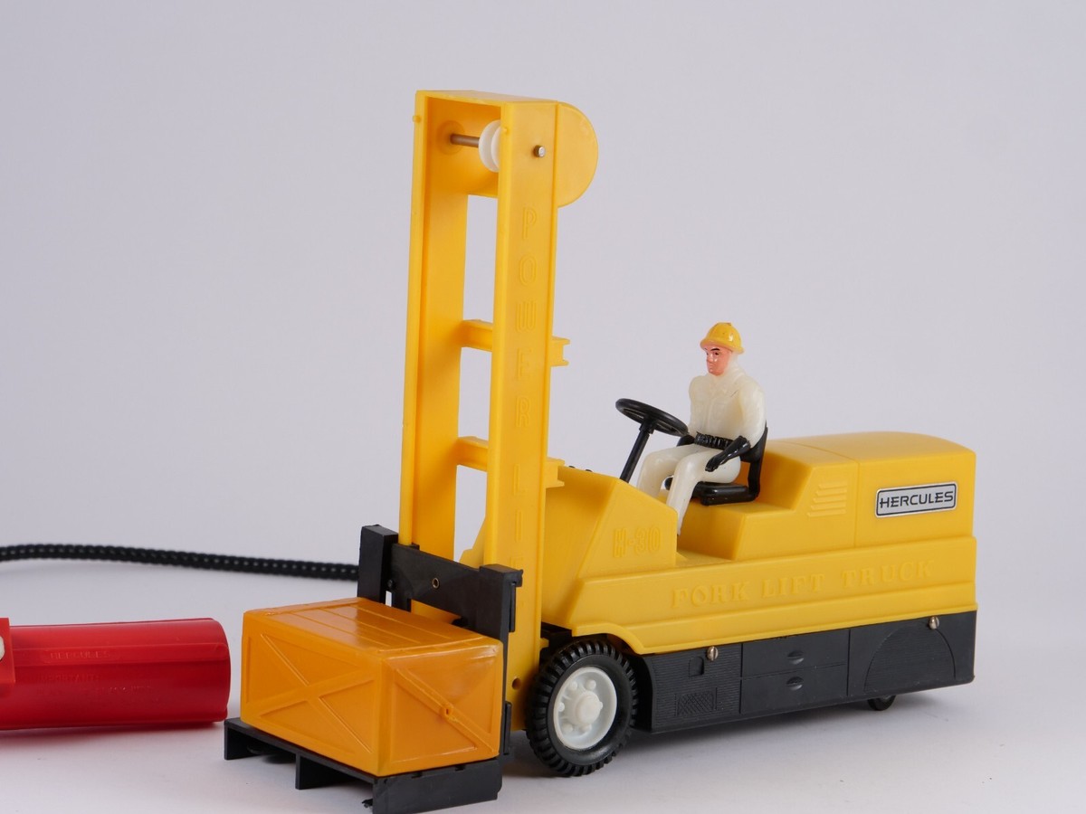 Clim Réf T-206 - Char Lance Flèches Filoguidé 40cm Neuf Boite Fonctionne