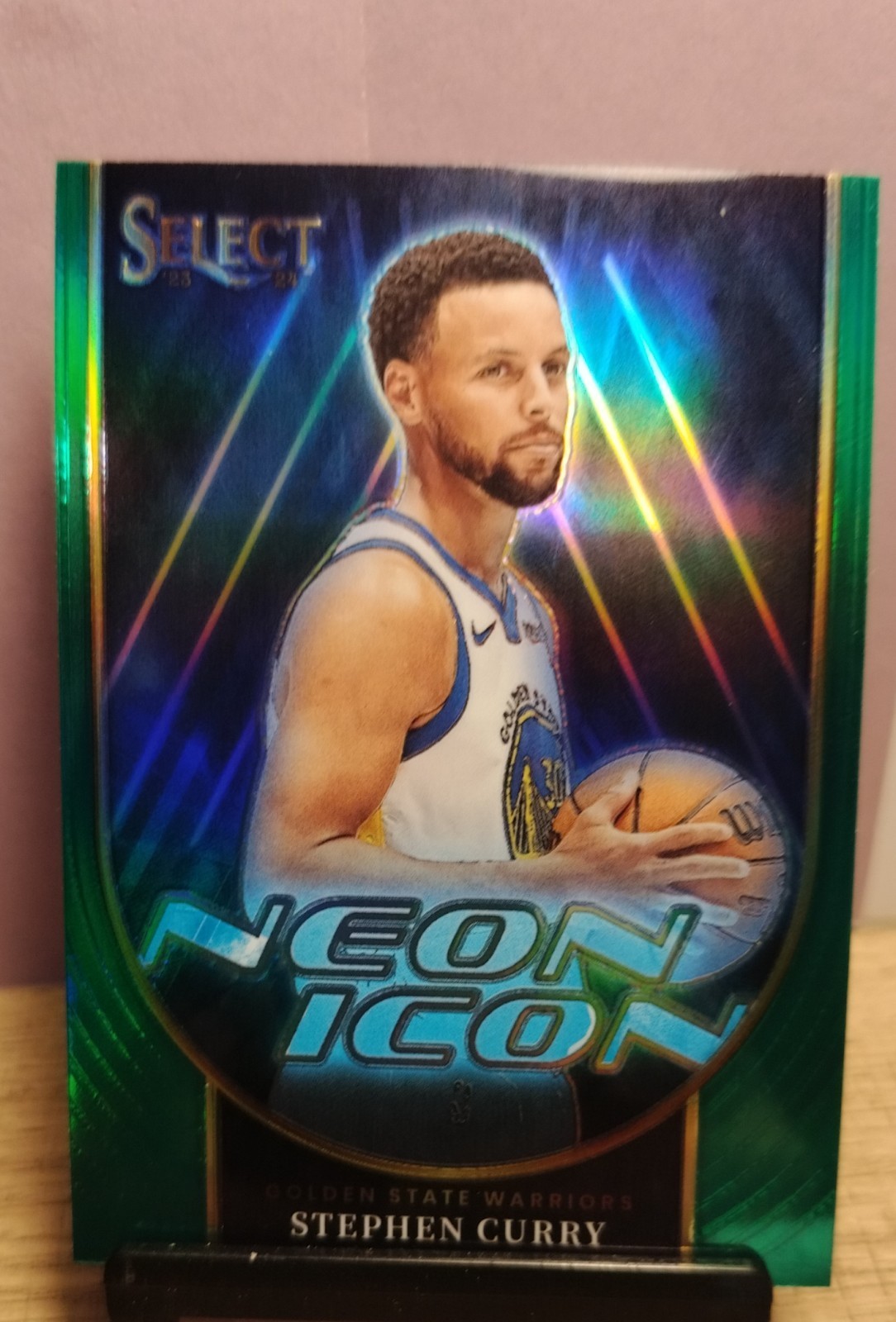 2023-24 Panini Select - Neon Icons Stephen Curry #4 Green Prizm
