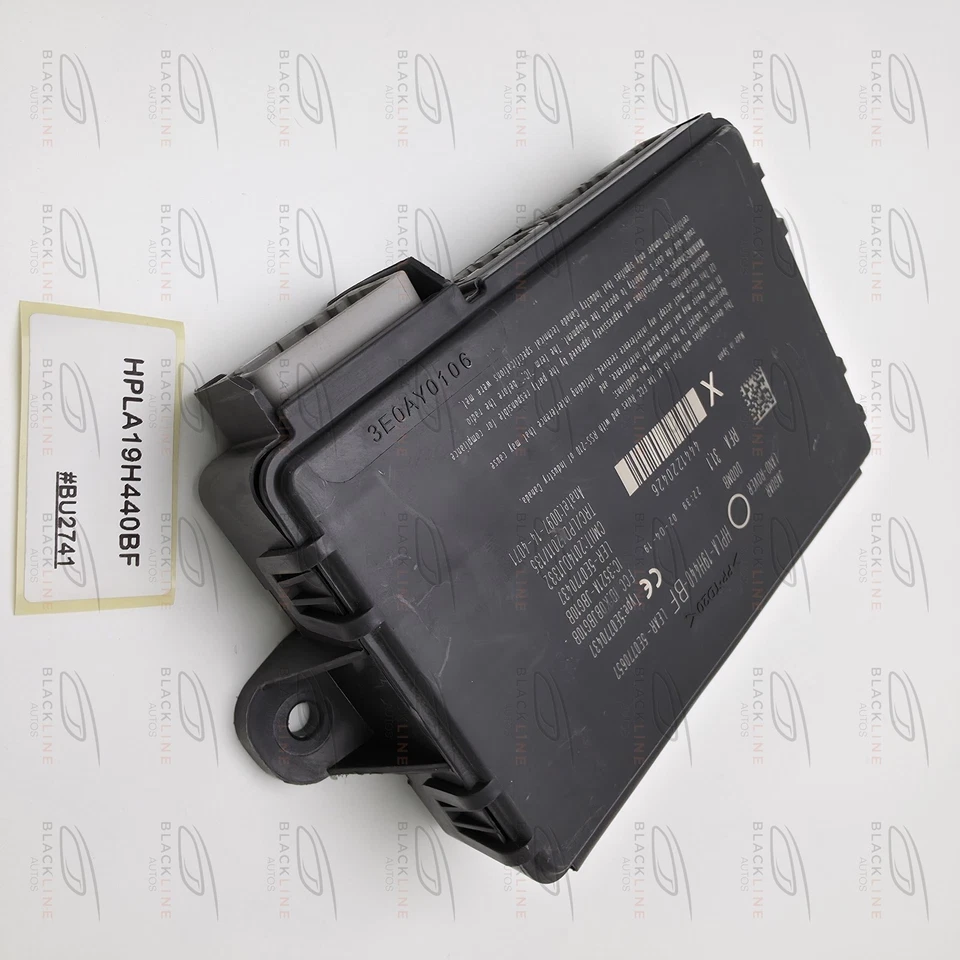 2017-2019 Land Rover Keyless Vehicle Module Control Unit HPLA19H440BF - Image 4 of 4