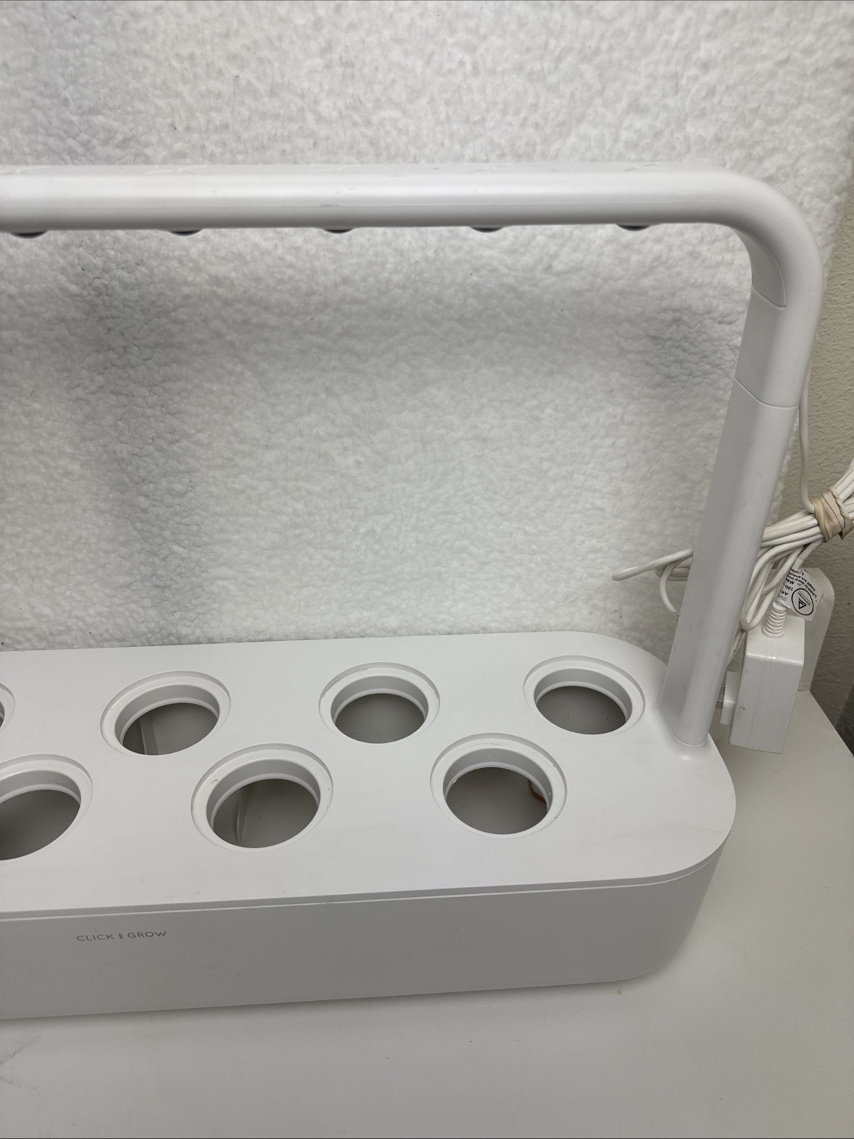 Click & Grow Smart Garden 9 Pro Indoor Grow Kit Hydroponic Self Sustaining Herbs