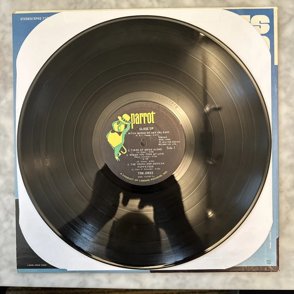 1972 LP Tom Jones “Close Up” Parrot Records XPAS 71055 Sleeve: VG / Album VG++ - Image 3 of 4