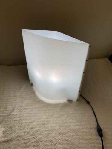 Lowel Ego Digital Imaging Fluorescent Light Box Table Top Diffuser System - Picture 3 of 9