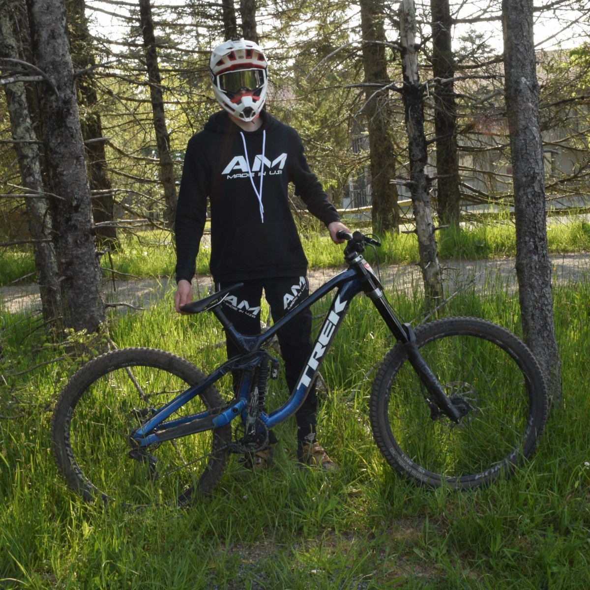40 0184 trek bike with helmet FX Sport SL 4 S Matte Onyx Carbon which use a smaller mass headform to test for safety Canyon Grand Canyon 5 2022