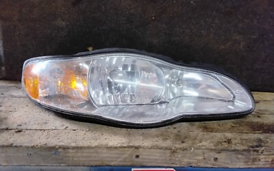 2000/ 2004 CHEVY MONTE CARLO RIGHTSIDE HEADLIGHT ASSEMBLY OEM PASSENGER SIDE 