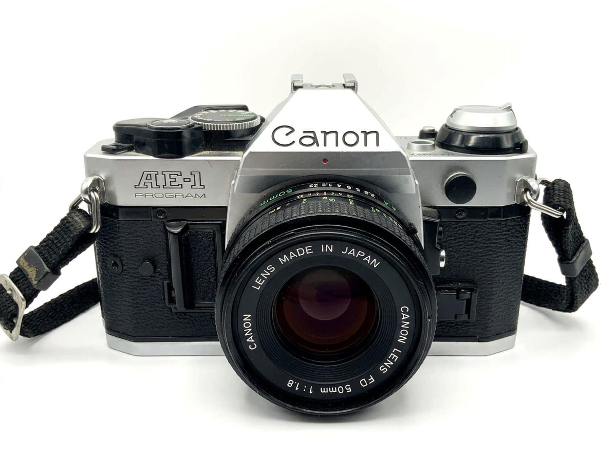 Canon AE-1 program + Canon 50mm f/1.8 Kit Set Analog SLR 35mm Kamera Objektiv