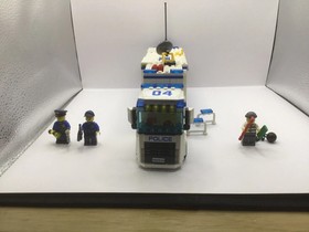 LEGO City 60044 Police Command Truck Complete with All Pieces 100%