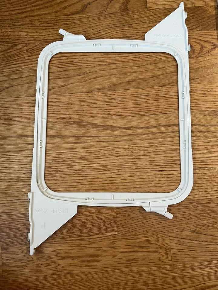 LOT Of 3 Pfaff Embroidery Hoops All Texture 130x130; 260x225; 120x115 - Image 3 of 4