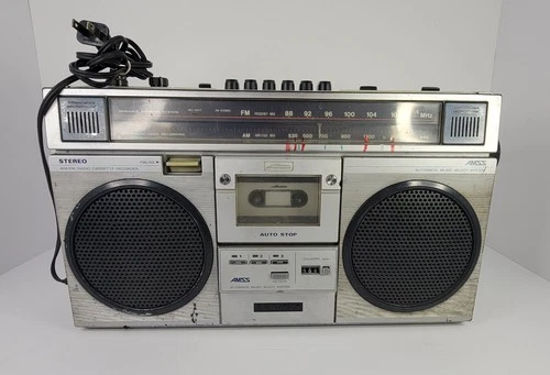 *PARTS ONLY* Vintage Sanyo Boombox M9925A, Stereo Radio Cassette Recorder