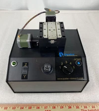 Quater Research Microstepping Controller & Motorized Micropositioner Stage – 3x3