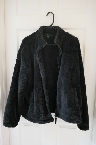 Forever 21 Black Faux Fur Sherpa Jacket W/ Pockets Gently Worn Size: 1X - Picture 2 of 8