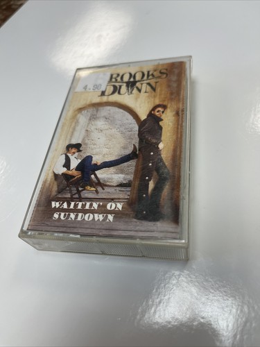BROOKS & DUNN - WAITIN’ ON SUNDOWN LIKE NEW RARE OOP - Picture 1 of 2