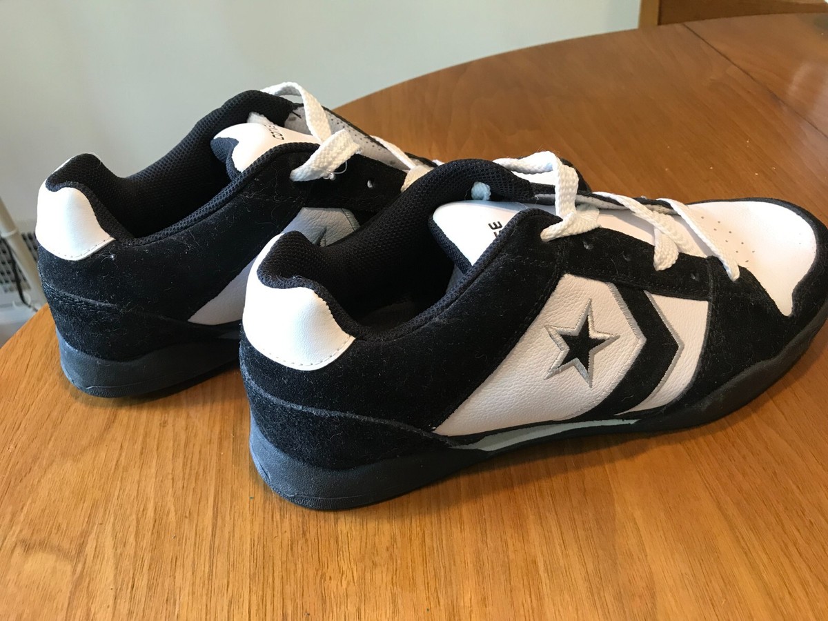 Vtg 06 Converse ONE STAR Skateboarding black white leather Vtg 06 Converse ONE STAR Skateboarding black white leather