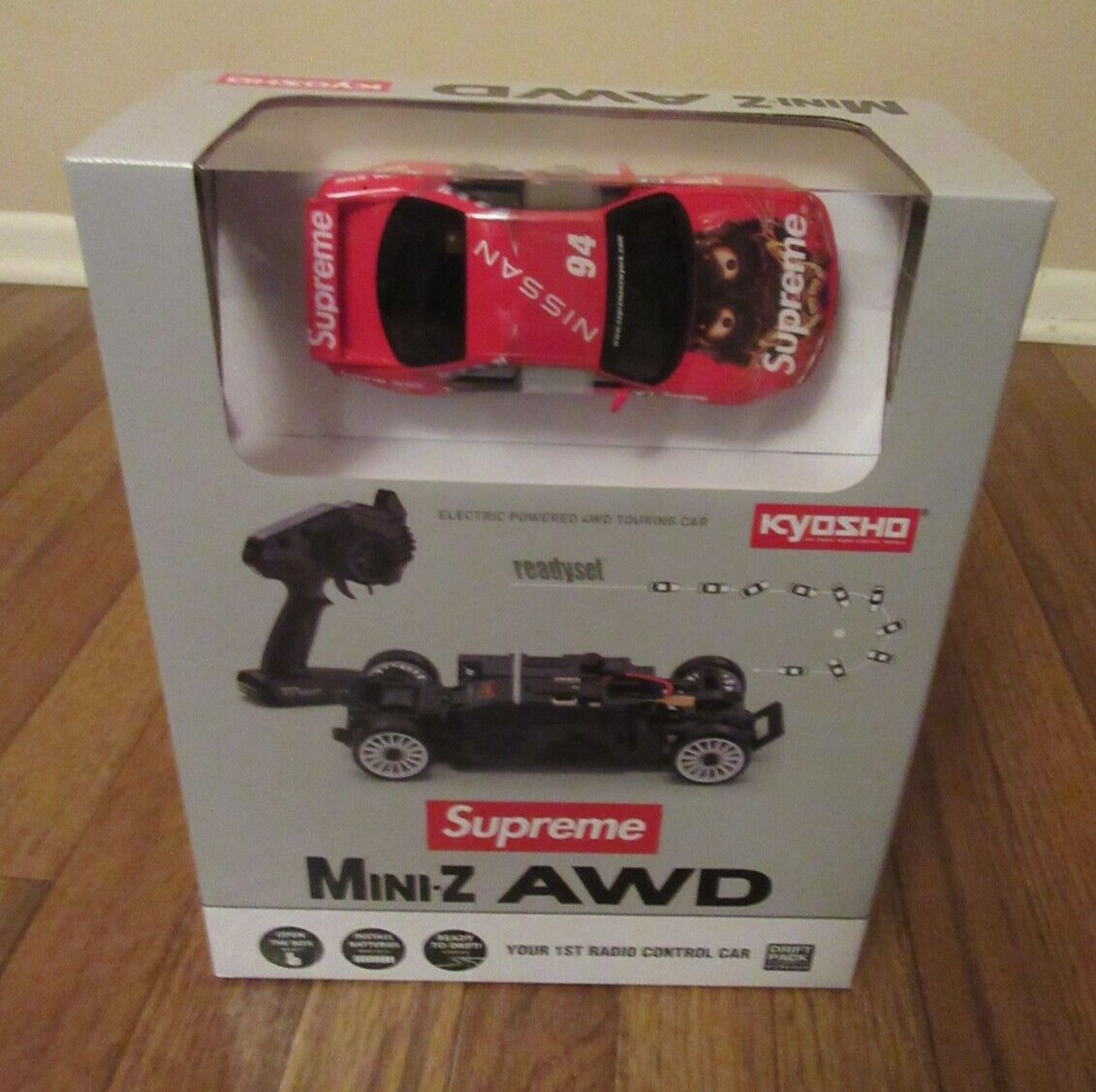 supreme 京商ミニッツ日産スカイラインR33 RC