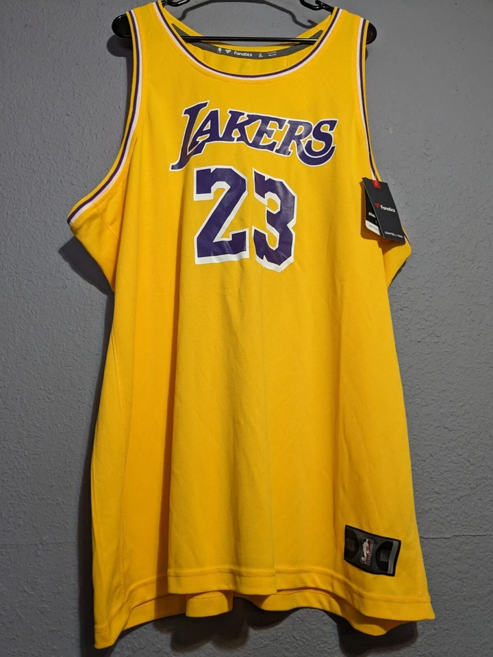 Camiseta masculina réplica Fanatics Los Angeles Lakers LeBron James #23 2XL NBA NOVA - Imagem 4 de 4