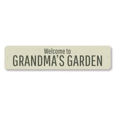 Custom Grandma's Garden Sign Personalized Grandmother`s Day Metal Decor Sign